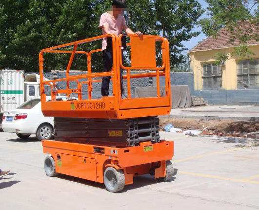 仓山移动式升降平台规格与使用规范